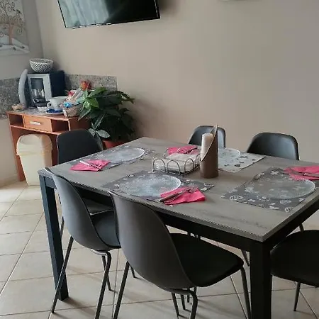 Lido Azzurro 2*